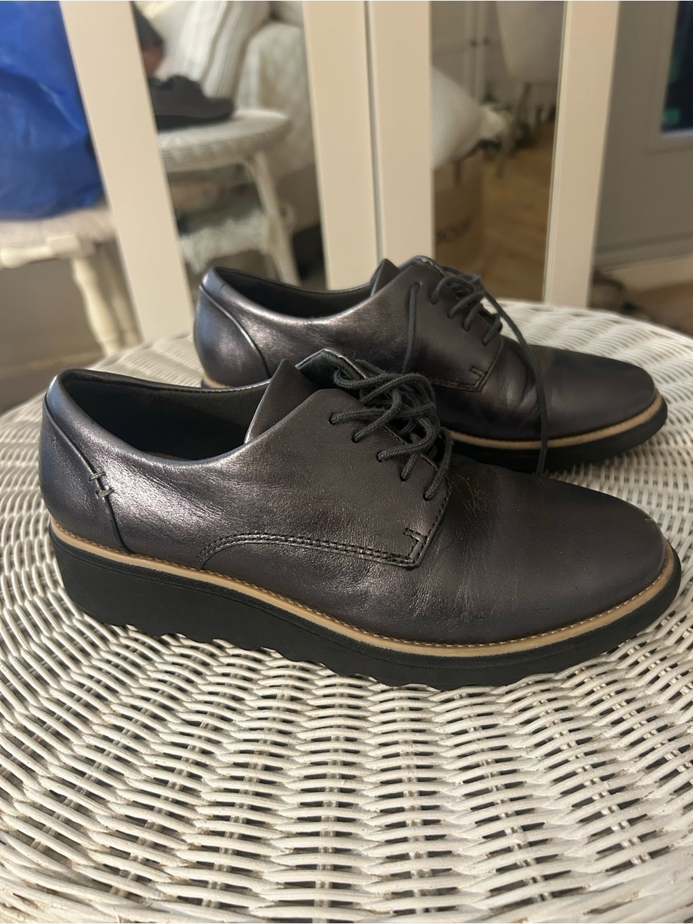 Clarks Sharon Noel Gunmetal Metallic Oxfords size 6